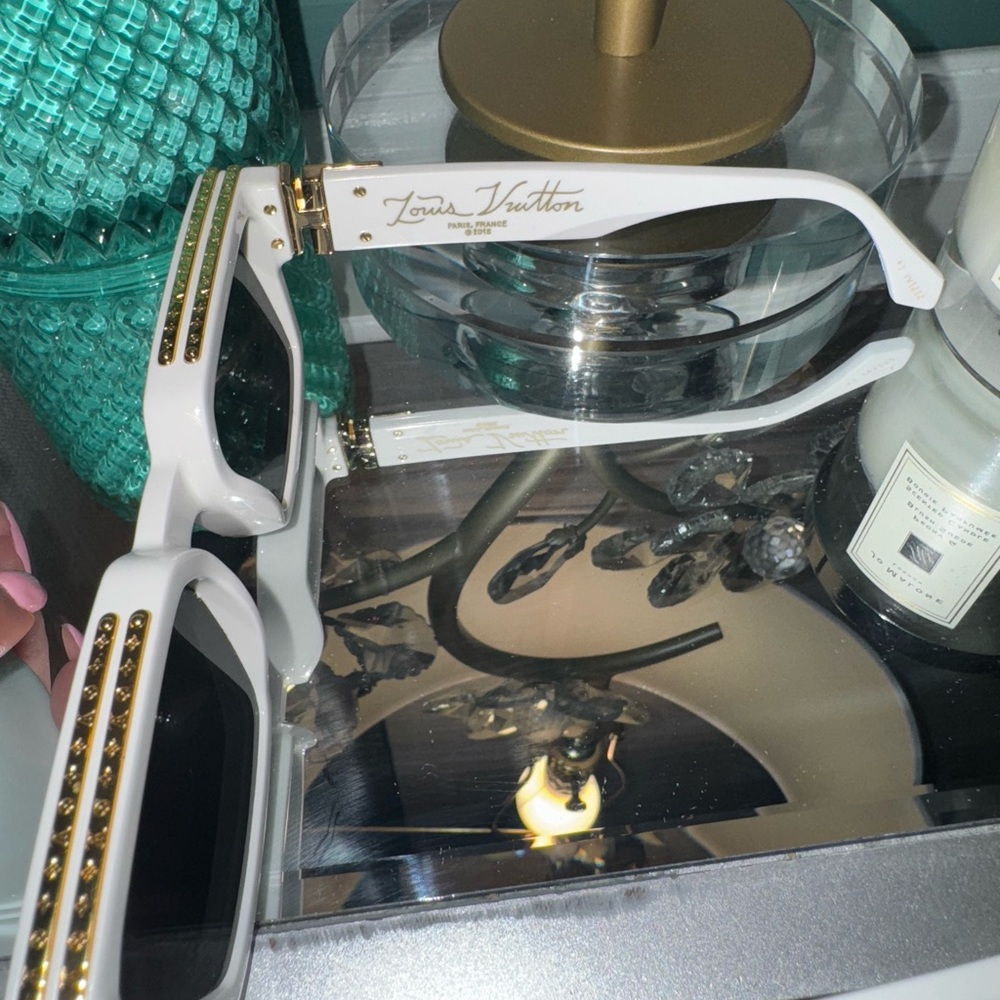 Louis Vuitton White 1.1 Millionaires Sunglasses - Picture 3 of 12